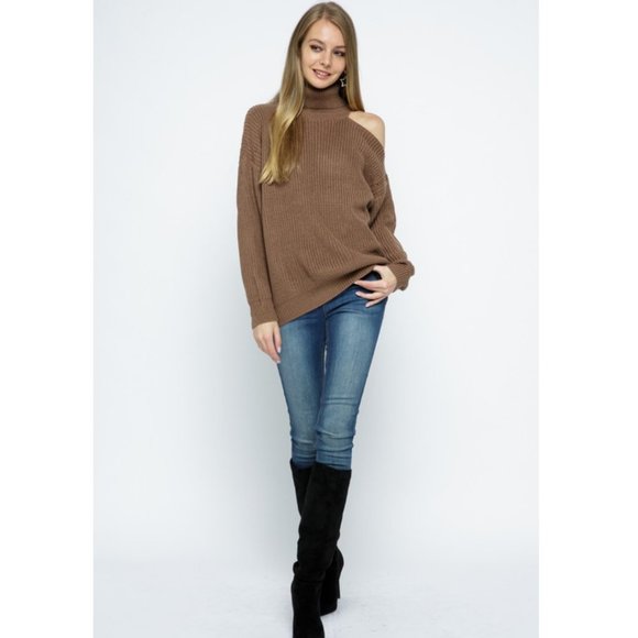 🥳🥳HP🥳🥳Cold Shoulder Turtleneck Sweater - Picture 3 of 3